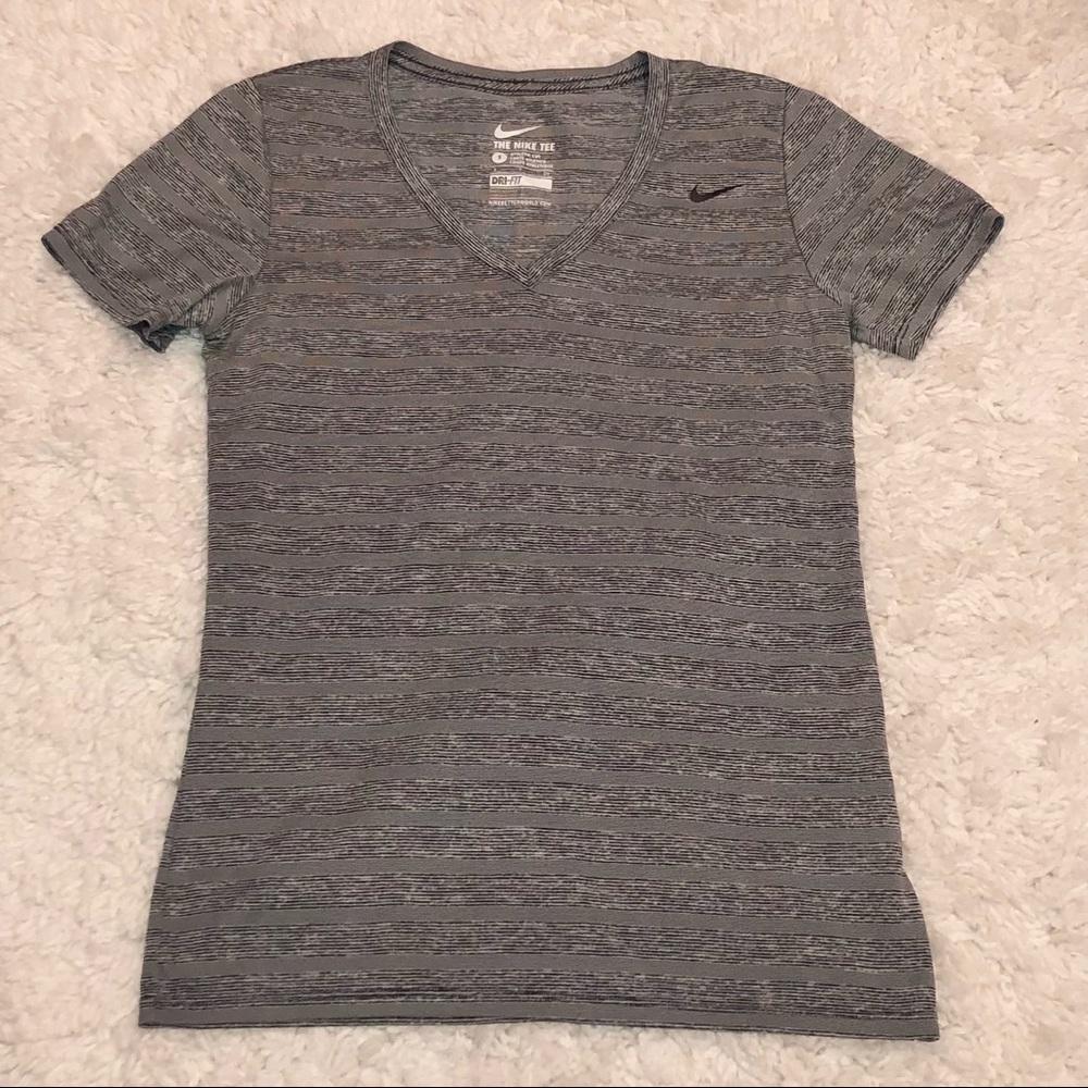 Nike Dri Fit Athletic Cut Striped Heathered‎ V-Neck Shirt Grey Small